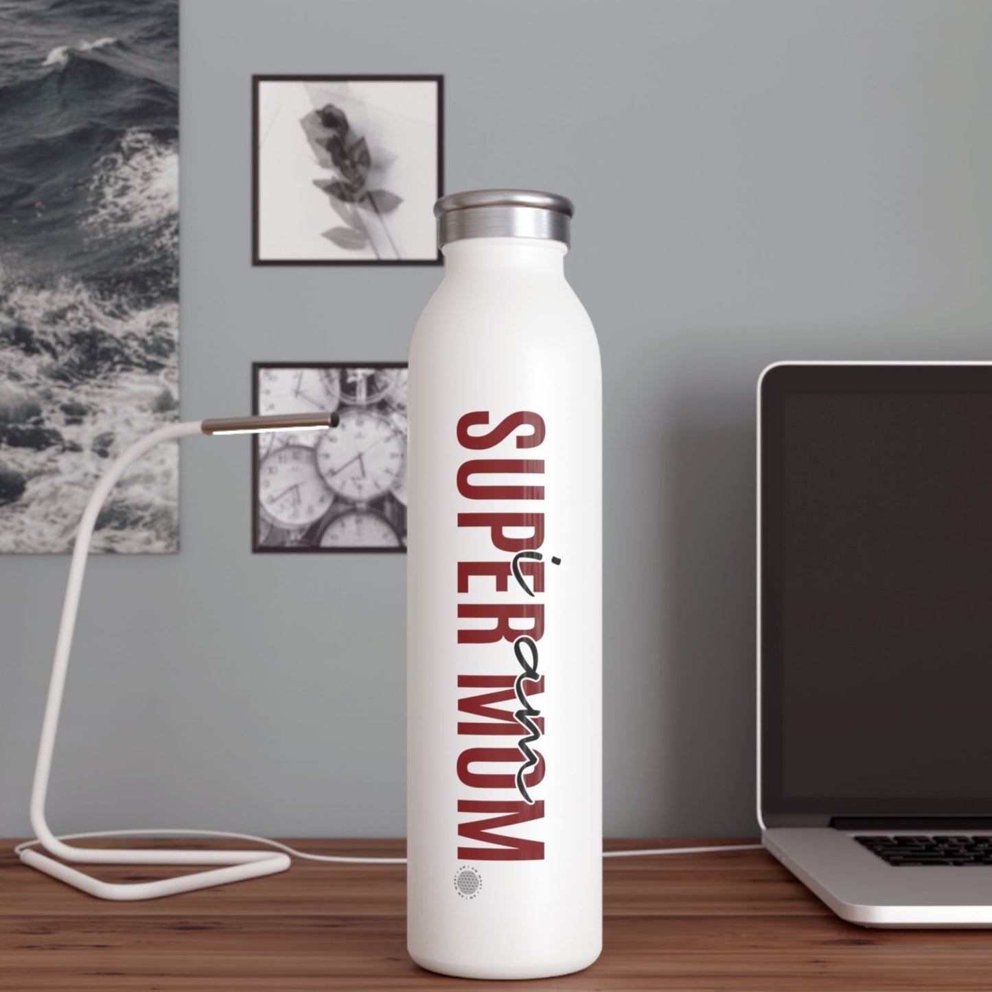 Our 'I Am Super Mom' water bottle is perfect for your loving mother who does absolutely everything for you and always on the go. Show her you are grateful.